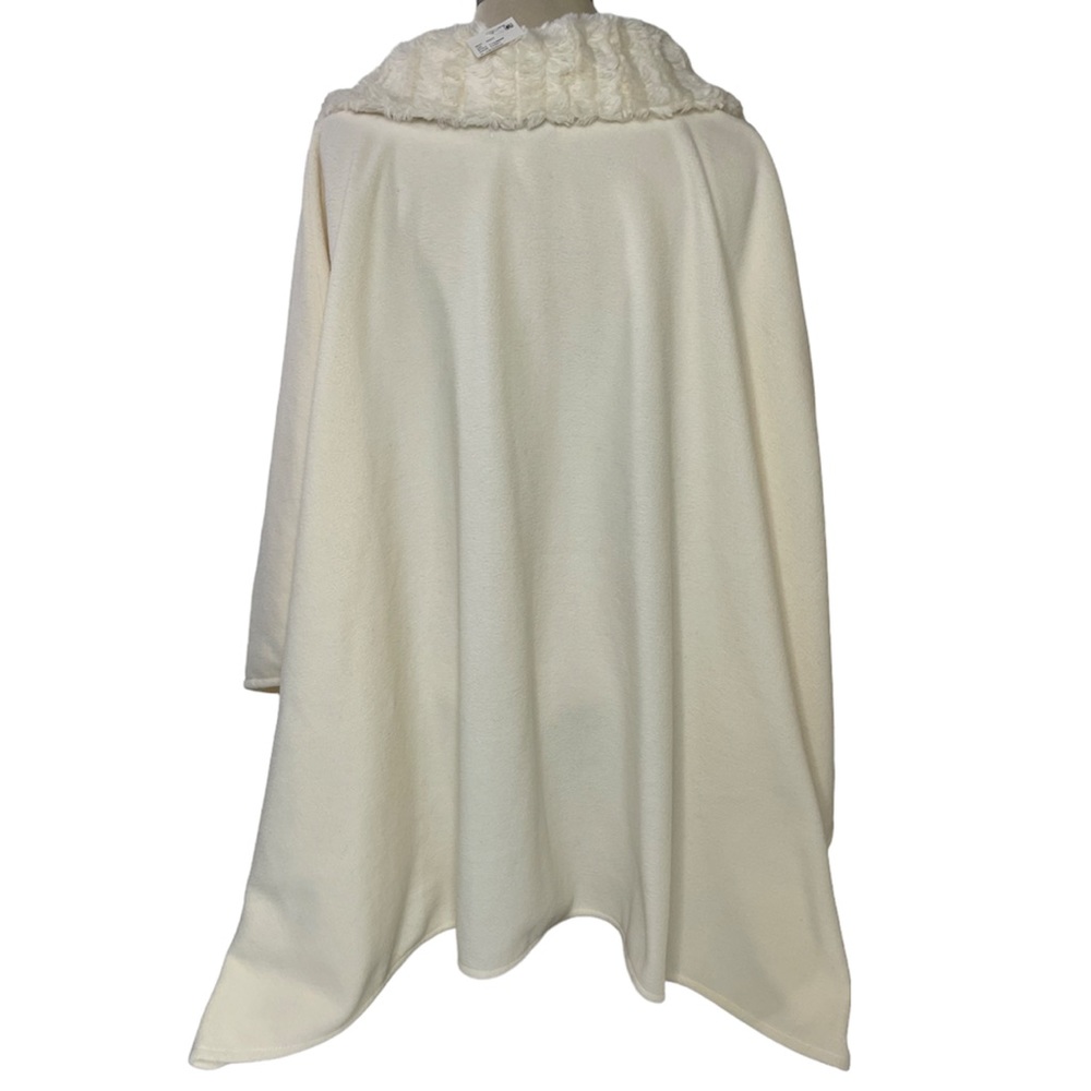 Luxury Cape Coat Fur Collar Button Shawl Wrap Winter White Ivory Whimsy Coquette - Picture 5 of 13